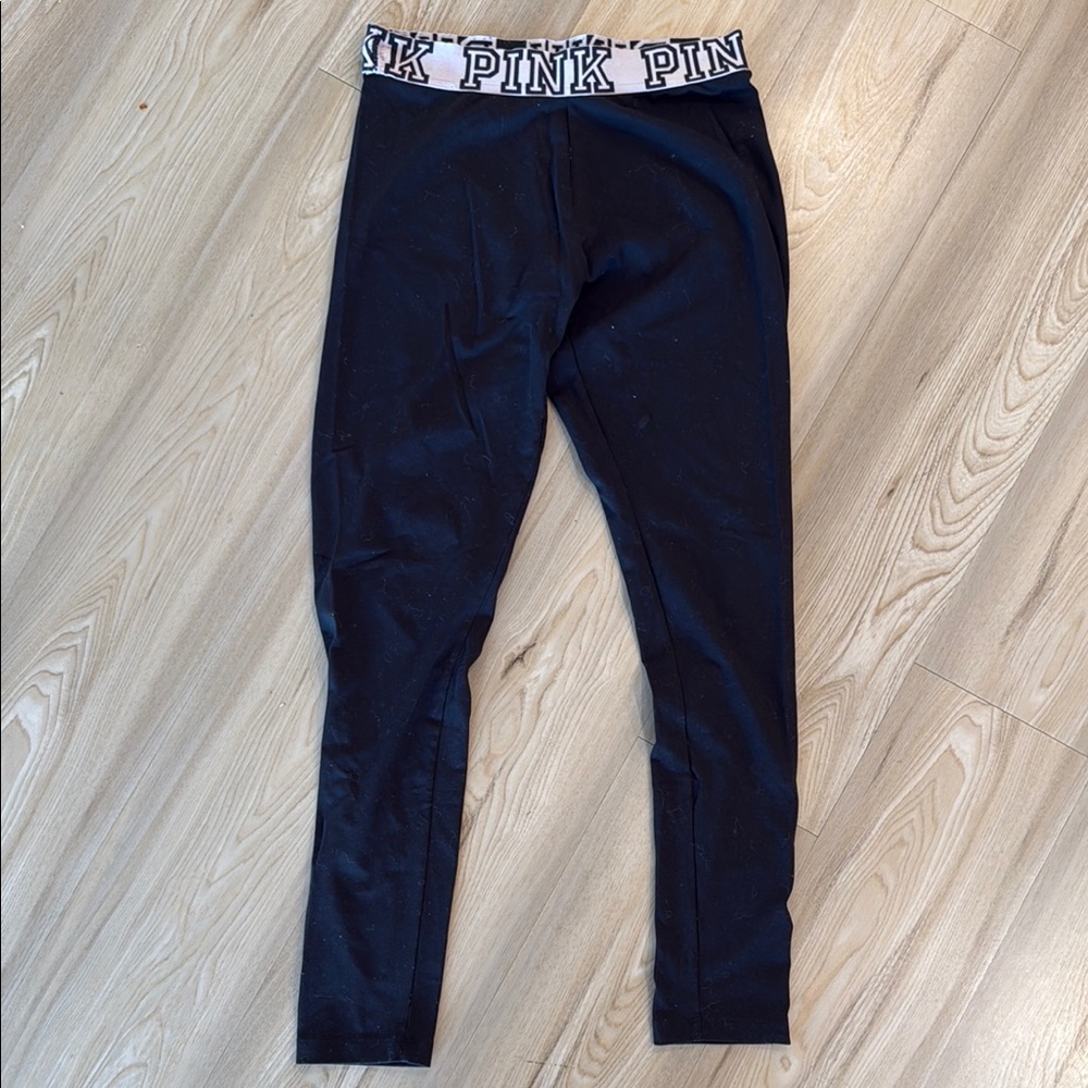 PINK Victoria's Secret Black Form-Fitting Leggings